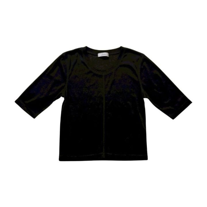 しまむらのTシャツ（megumi）