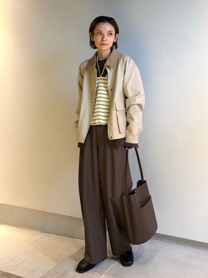 【ユニクロ】何にでも合うショート丈ジャケット