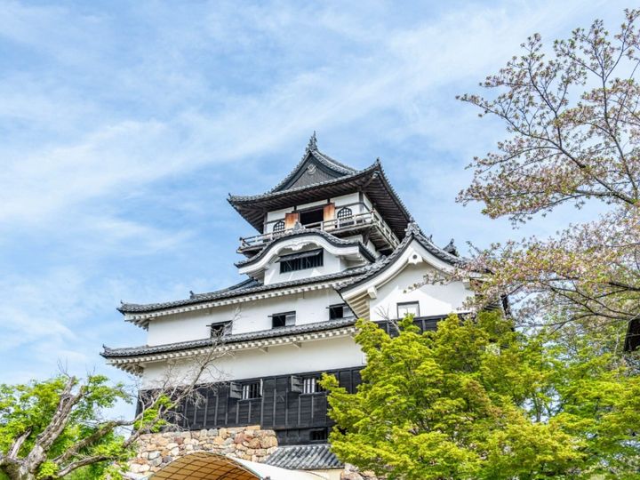 All About ニュース編集部が全国250人を対象に実施した「旅行先に関するアンケート」の調査結果から、春に行きたいと思う「愛知県の旅行先」ランキングを発表！ 2位「犬山城」を抑えた1位は？