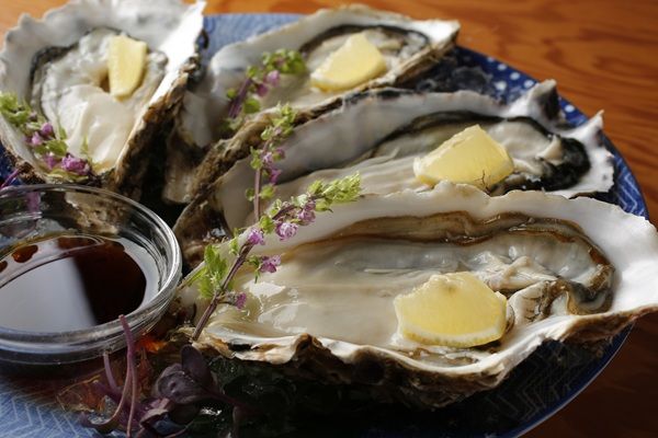 【東京都渋谷区】牡蠣が主役の居酒屋「渋谷牡蠣ベース」OPEN！こだわりの食と酒を楽しむ秘密基地