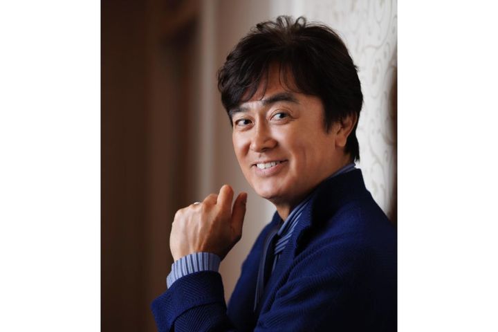 【石黒賢さん】学芸会で“木”しかやったことない全くの素人から俳優に。「つまづくのは当たり前と思っているからへこたれない」