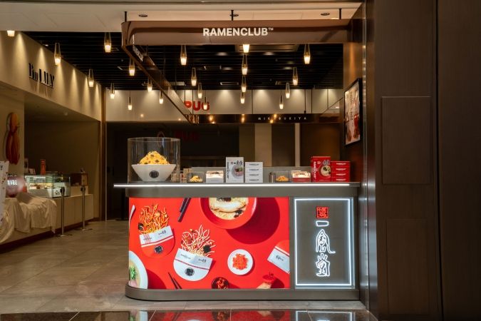 RAMEN CLUB x 博多一風堂の店舗外観