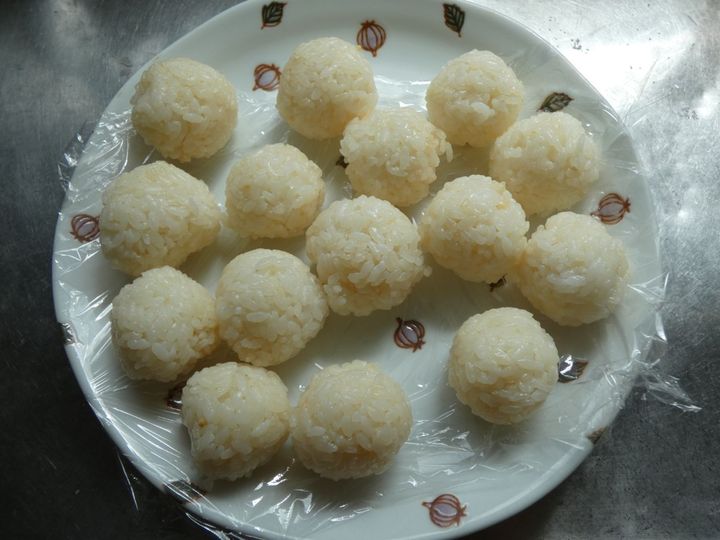 食べられる花束！「ブーケてまり寿司」