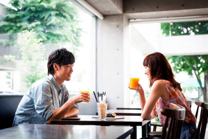 男性が本命にしかしない3つの愛情表現とは? 遊びとの違いを見抜くポイント