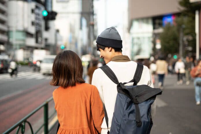 男性が本命にしかしない3つの愛情表現とは? 遊びとの違いを見抜くポイント