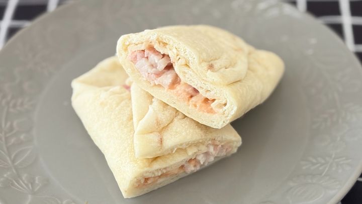 塩味ありでランチやおつまみにもよさそう！【ローソン】の新作ピザロール