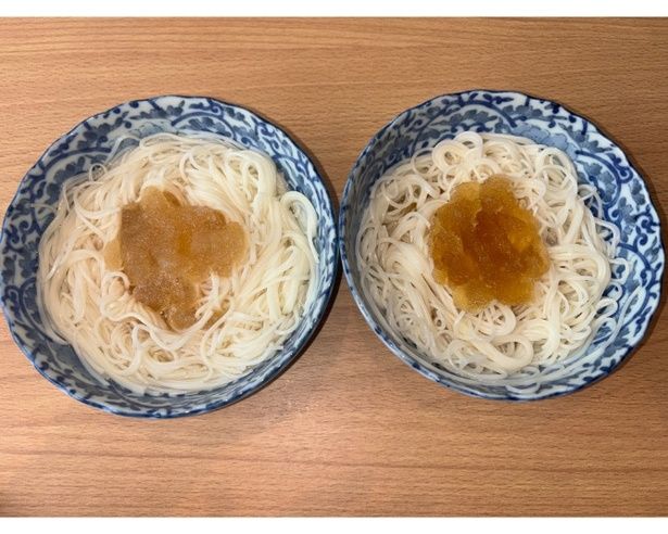 【写真】左から、「鶏だしゆず風味」、「かつおだし」