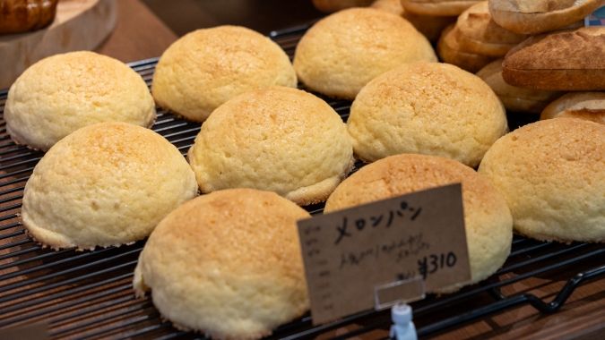珈琲とパンふたつ メロンパン