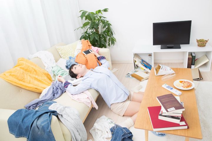 部屋が散らかる原因とは？（画像はイメージ）