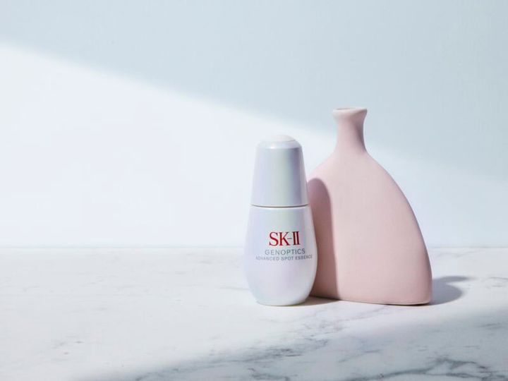 ジェノプティクス アドバンスド スポット エッセンス［医薬部外品］30mL 1万7490円＜編集部調べ） （SK-Ⅱ）