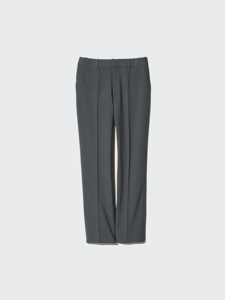 感動スリムパンツ￥3,990→￥2,990（5/4～5/7）