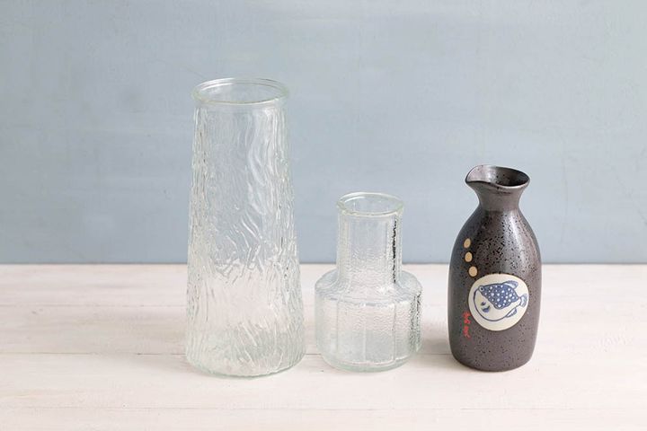 3つの花瓶