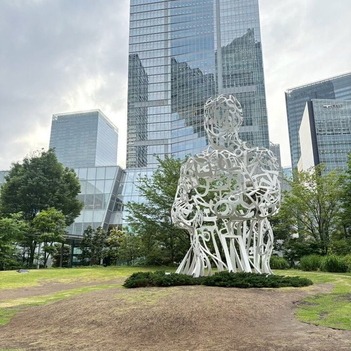 虎ノ門ヒルズ オーバル広場