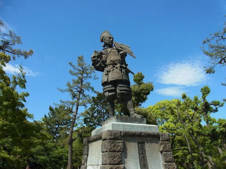 織田信長の銅像・愛知県の清洲公園