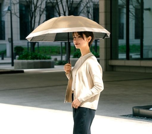 立体フリルと100％遮光生地を店頭で体感、「芦屋ロサブラン」が限定でPOP-UPを開催