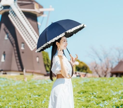立体フリルと100％遮光生地を店頭で体感、「芦屋ロサブラン」が限定でPOP-UPを開催