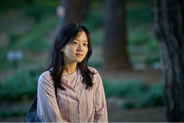 『パヴァーヌ』の抑えた演技が高く評価されたコ・アソン Netflix映画『パヴァーヌ』独占配信中