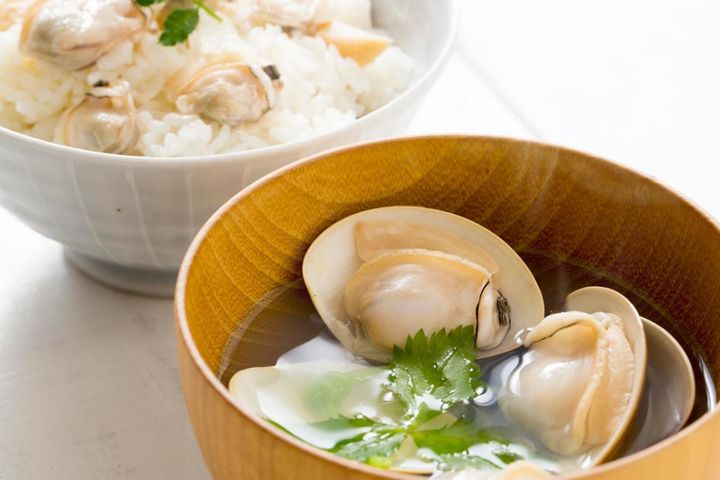 あさりのうまみがぐっと濃くなる「砂出しの新常識」 塩水3％＋“意外なひと手間”で味が変わる【昔ながらの家事コツ】