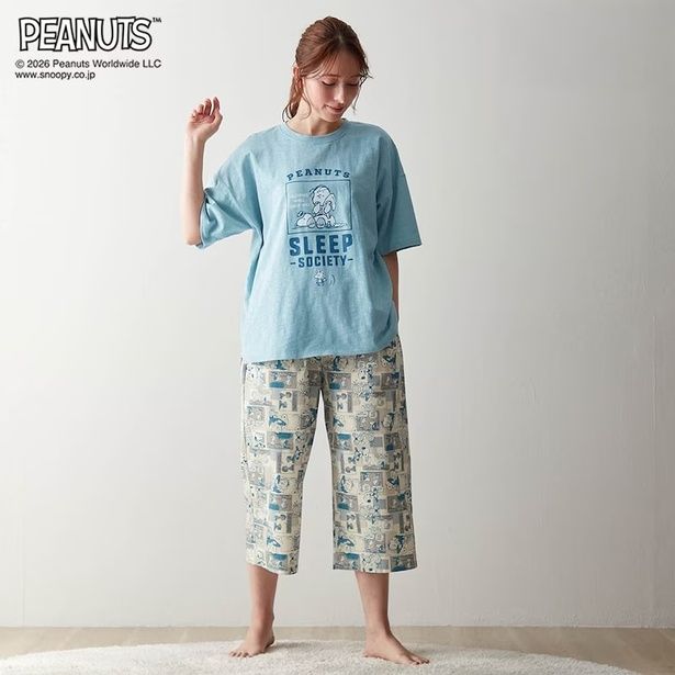 「動きやすくて気持ちがいい。デザインが可愛い、天竺トップスと布帛パンツのパジャマ(スモーキーサックス)」(4990円)