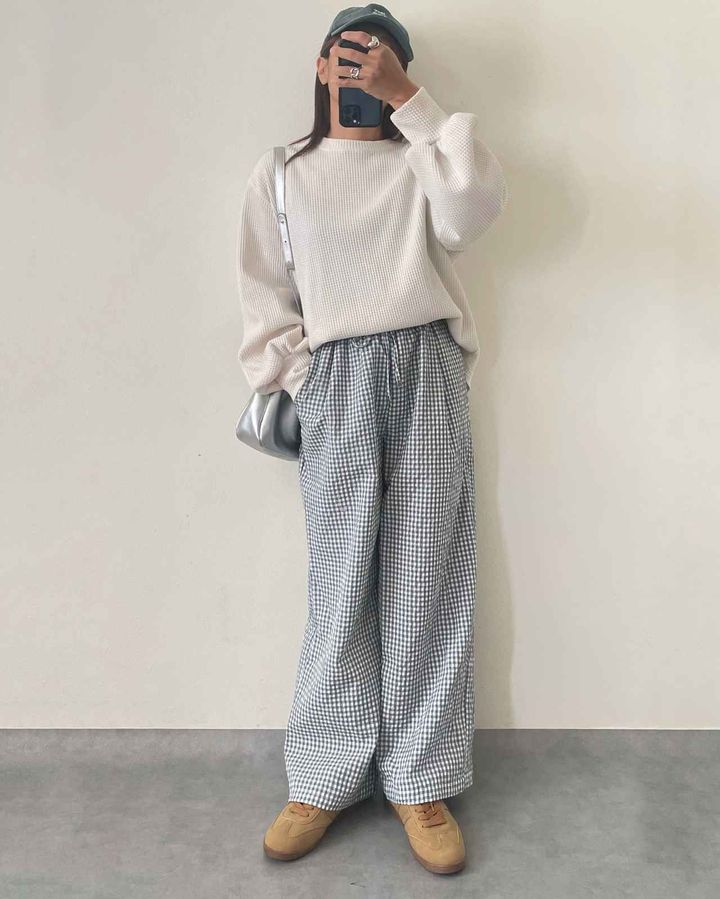 画像1: シンプルコーデの差しアイテムとして