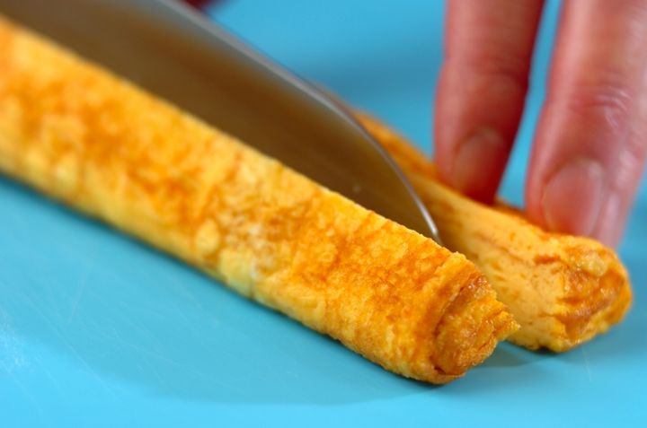 サラダ巻き寿司イクラのせの下準備2