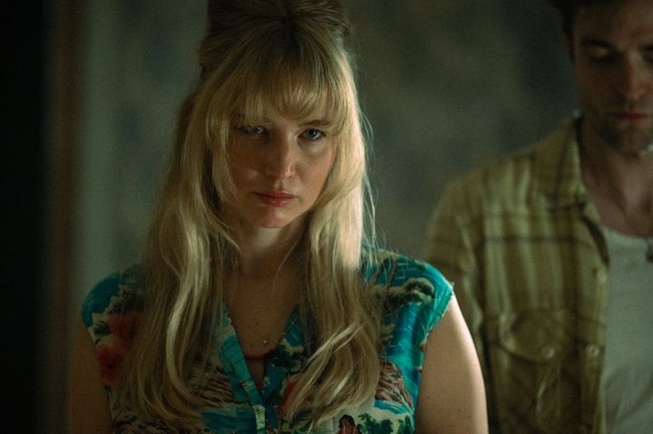 映画『DIE MY LOVE／ダイ・マイ・ラブ』場面写真 （C）2025 DIE MY LOVE, LLC. width=