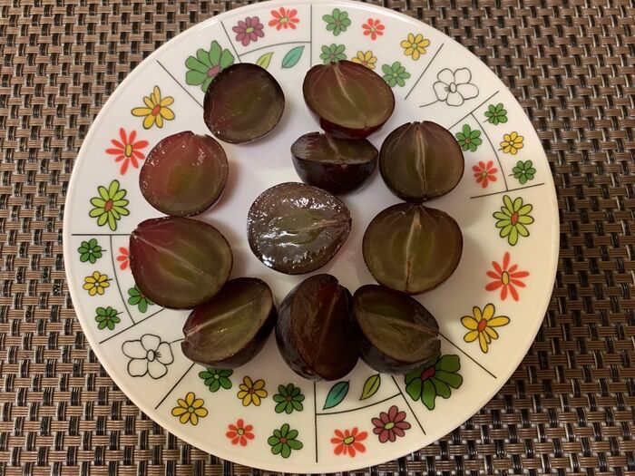 フルーツ好きさん集合！ベタベタ回避＆秒速で食べられる”切り方♪
