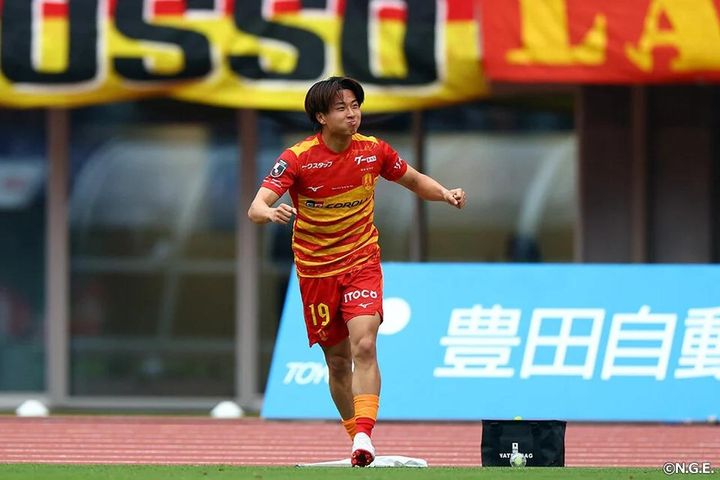画像: 百年構想リーグWEST第13節・岡山戦で今季2ゴール目を挙げた甲田。（写真提供：名古屋グランパス）