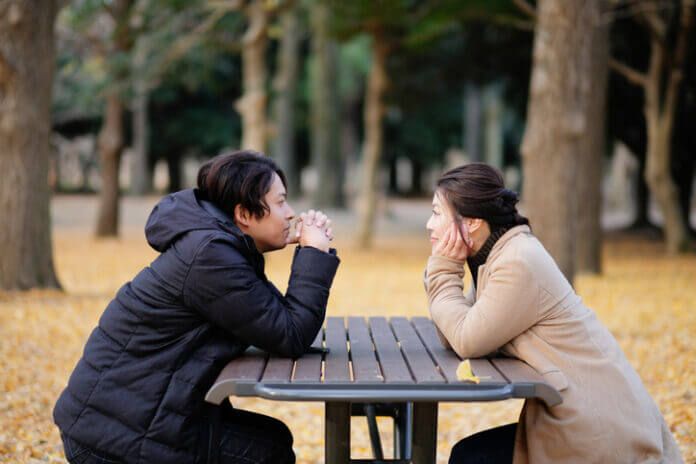 彼女の方が収入が多いと別れる？ 男性の4つのホンネと長続きの秘訣