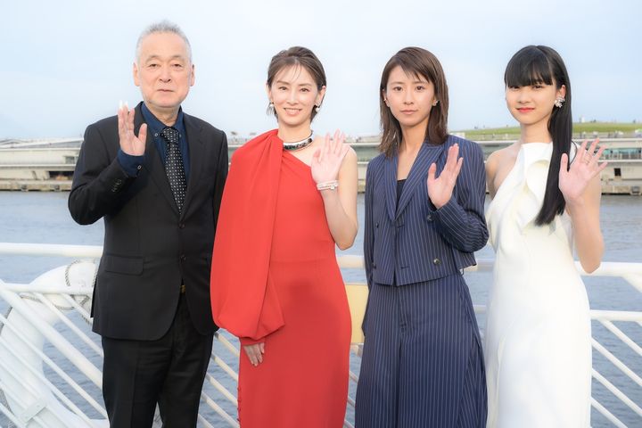 黒島結菜、北川景子らが港町で華やかなレッドカーペット！『未来』横浜映画祭クロージングに選出