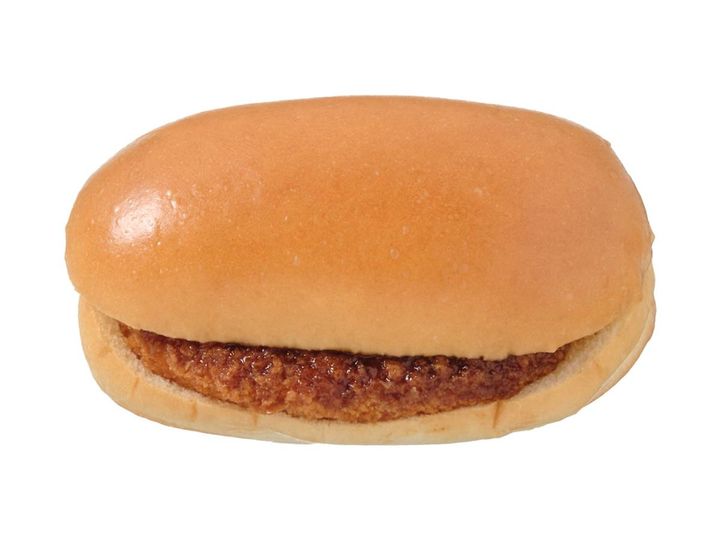 「こだわりソースのふんわりコロッケパン」（税込 108円） ※特別価格＆消費税は8％計算 width=