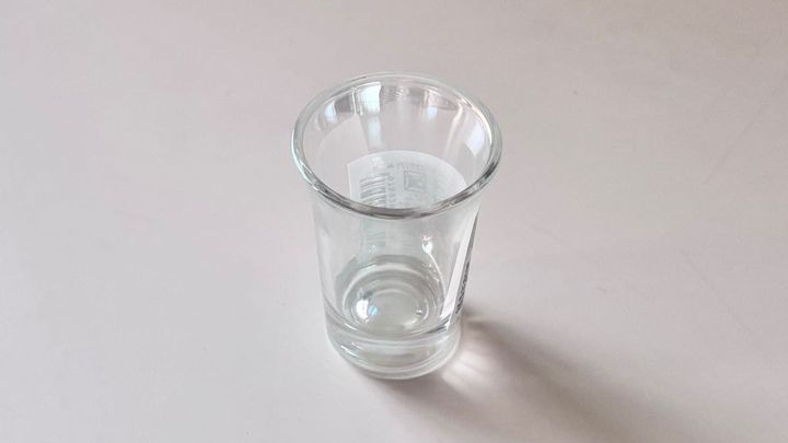 100均のショットグラス6個買ってみた！ 使い捨てのプラスチックもチェック