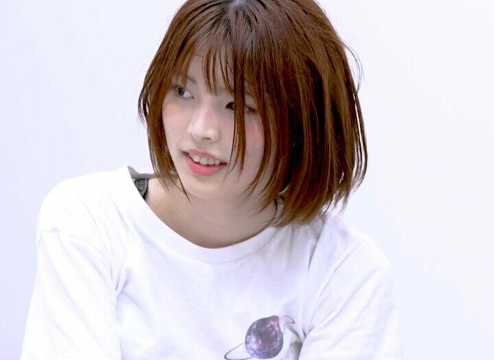 可愛すぎる15歳練習生、180度の大胆開脚からの大技