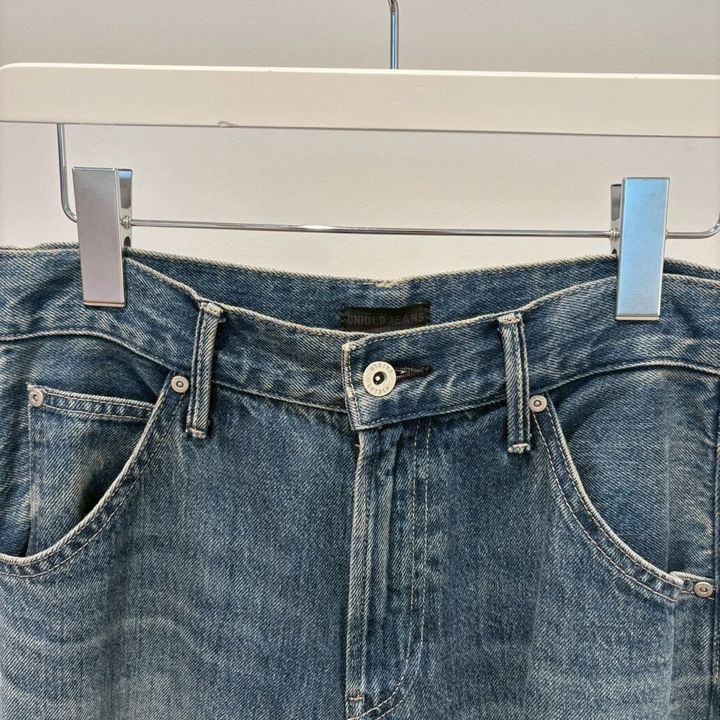 ユニクロ バギーカーブジーンズ