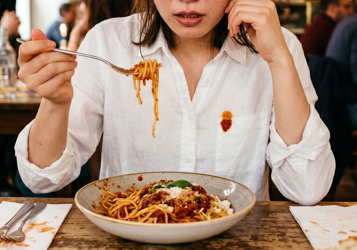 パスタ シミ 女性