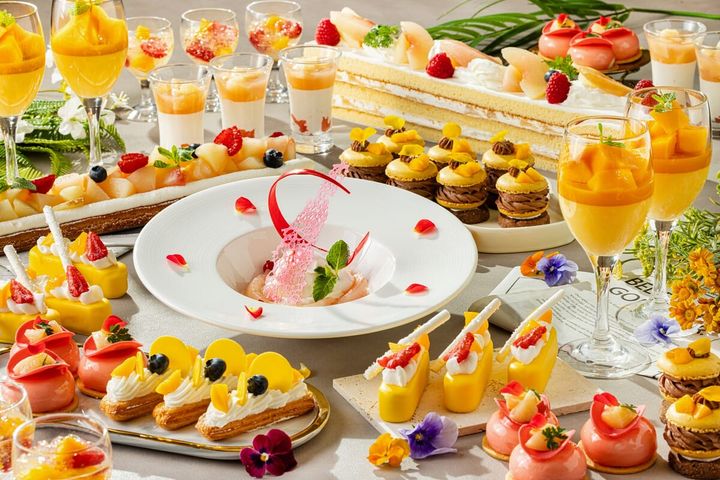 横浜ベイシェラトン ホテル＆タワーズ「シーウインド」ナイトスイーツブッフェ「Sweets Parade」～ピーチ＆マンゴー～