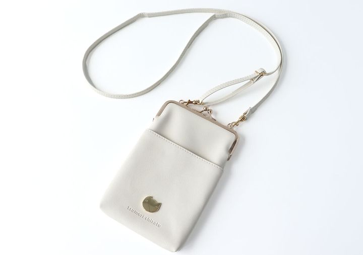 宝島社雑誌付録大人のおしゃれ手帖6月号のtsumori chisato（ツモリチサト）上品がま口ポシェット1