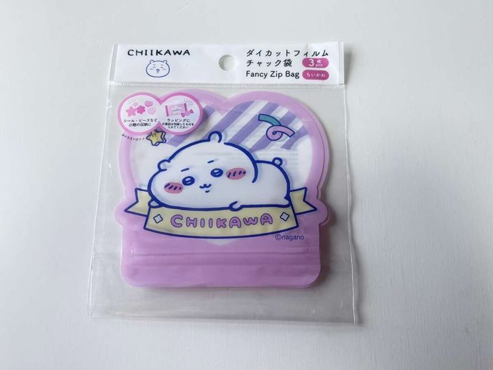 ダイソーのダイカットフィルムチャック袋 ちいかわのパッケージ