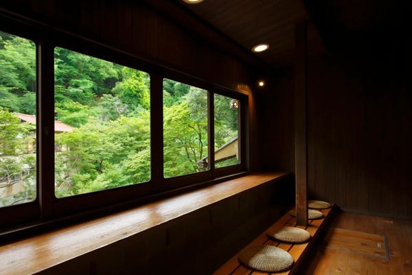 料理旅館「明治の森 箕面音羽山荘」が、開業20年記念の20％OFFキャンペーン実施中