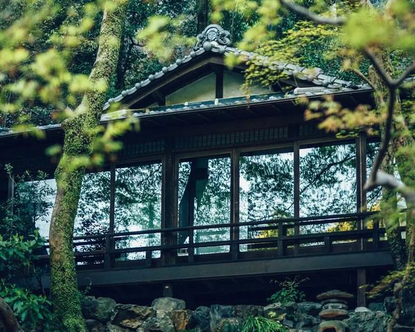 料理旅館「明治の森 箕面音羽山荘」が、開業20年記念の20％OFFキャンペーン実施中