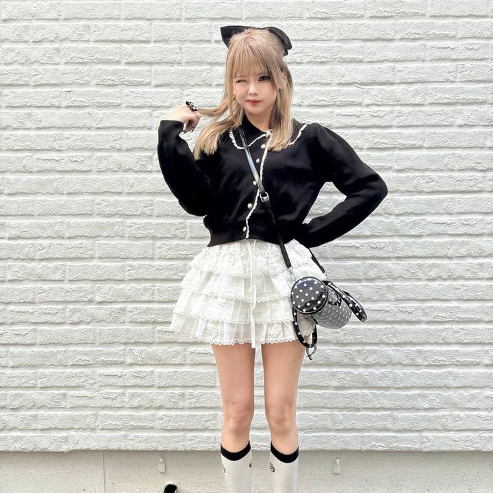 【SNAP】モノクロ＆ガーリーでお嬢様感を表現♡ なつきさん