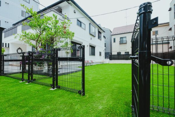 ペット向けのウェルネス施設「Besties Tokyo」が「愛犬と叶えたい夢」を募集中！