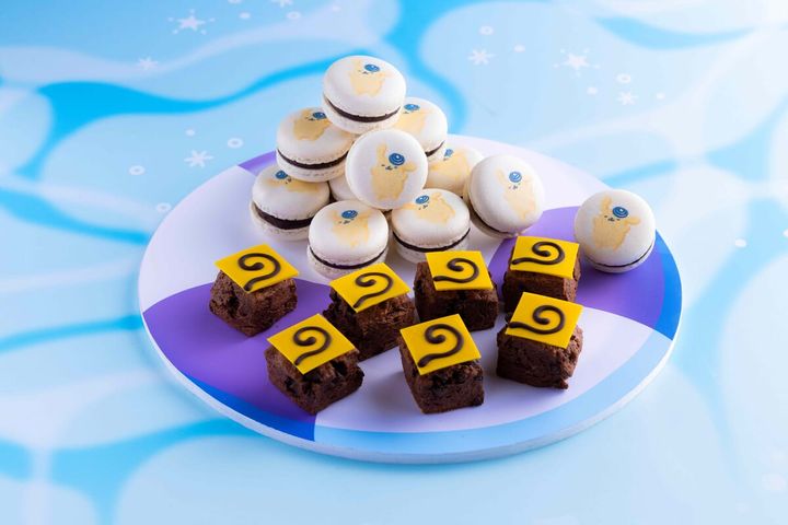 ぷかぷかプリンのダークチョコマカロン／スコーンのしっぽ