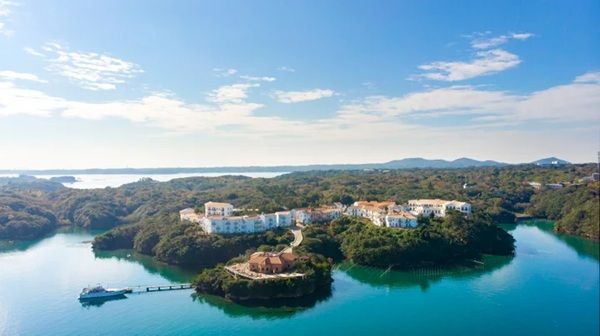 三重県産いちごのドレッシングが登場！高校生と地元企業が連携して商品化