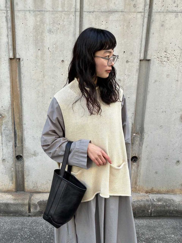 レイヤード上手な“ワンピース”ルック5選。春夏のワンピは重ね技で差をつける【TOKYO SNAP】