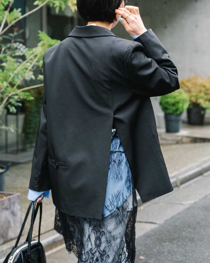 レイヤード上手な“ワンピース”ルック5選。春夏のワンピは重ね技で差をつける【TOKYO SNAP】