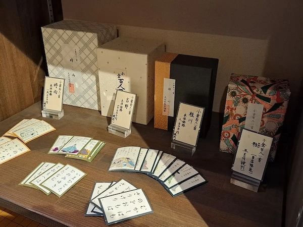 家事・育児の負担を可視化。「しれっとゆう子さんカルタ」で家族の対話を促す