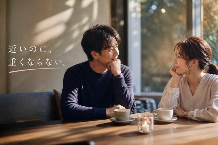 近づきすぎないのが心地良い。男性が本命にだけ見せる“距離の保ち方”