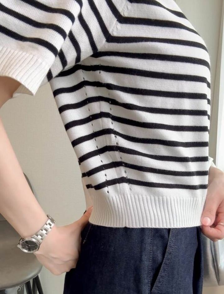 coca 半袖クルーネックニット 背面シルエット