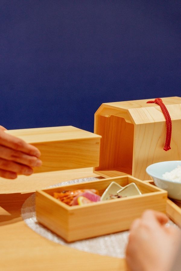 梅田店限定のランチメニュー「玉手箱会席」